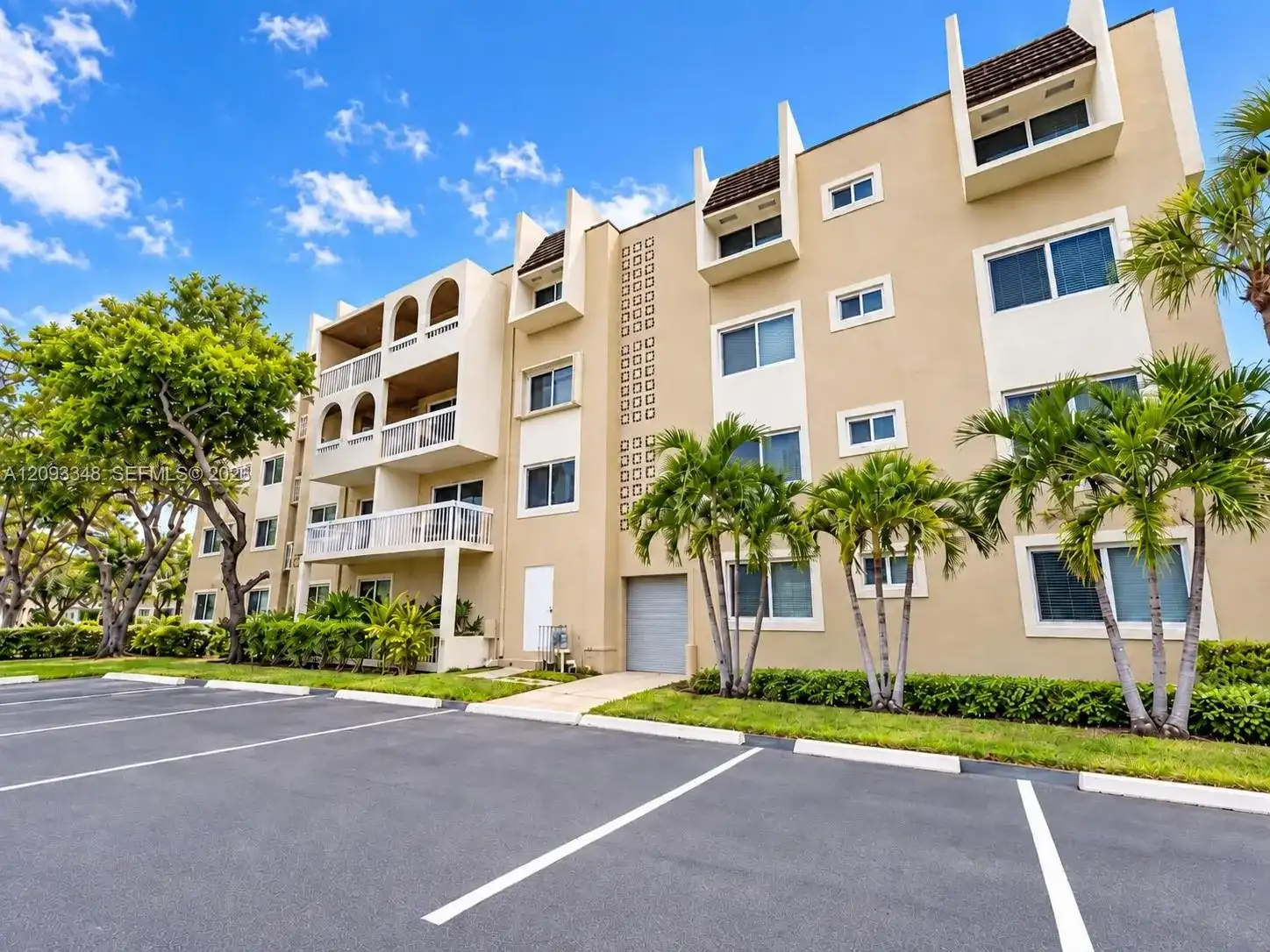 7732 Camino Real # f401, Miami FL 33143