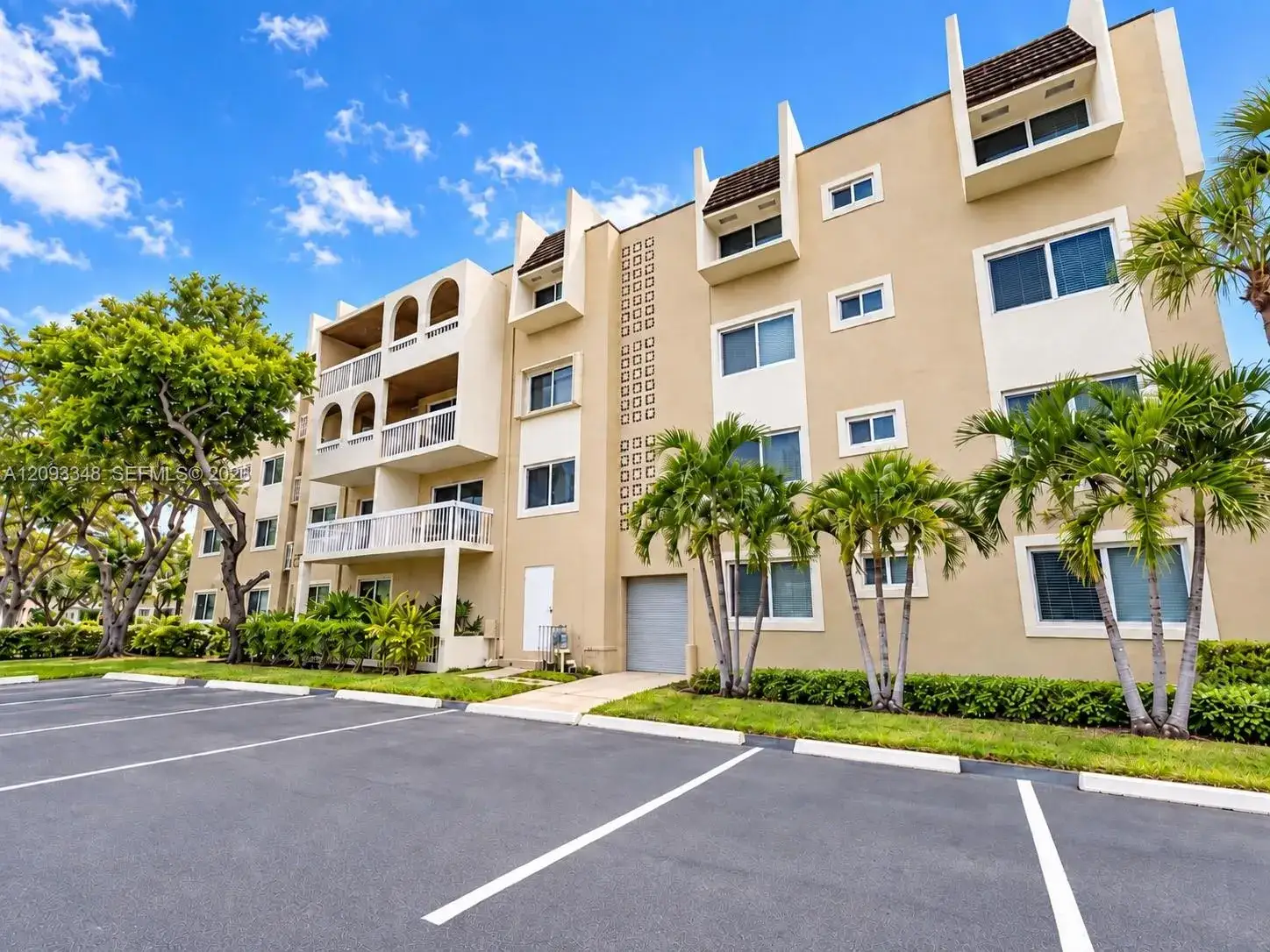 7732 Camino Real # f401, Miami FL 33143