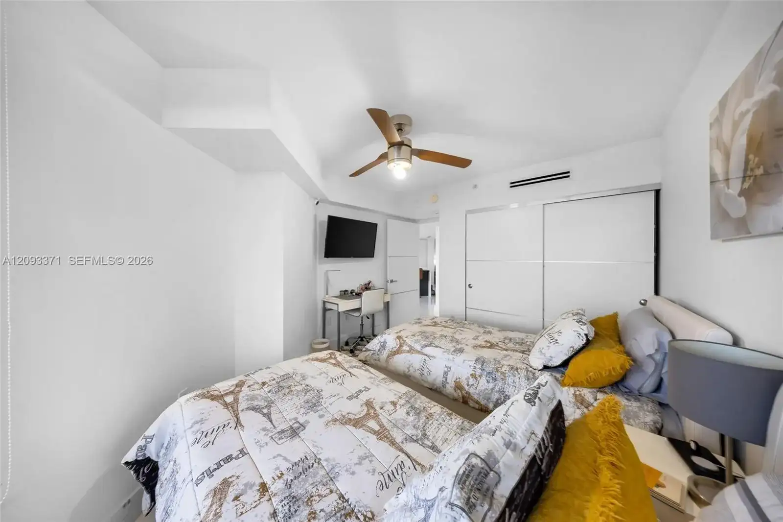 6301 Collins Ave # 2107, Miami Beach FL 33141 photo 4