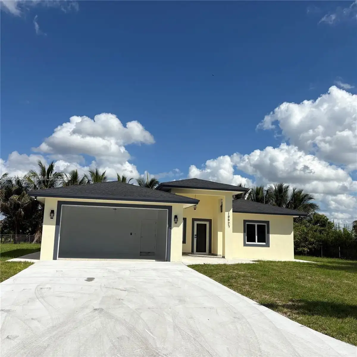 19527 SW 325th Ln, Homestead FL 33030 photo 2