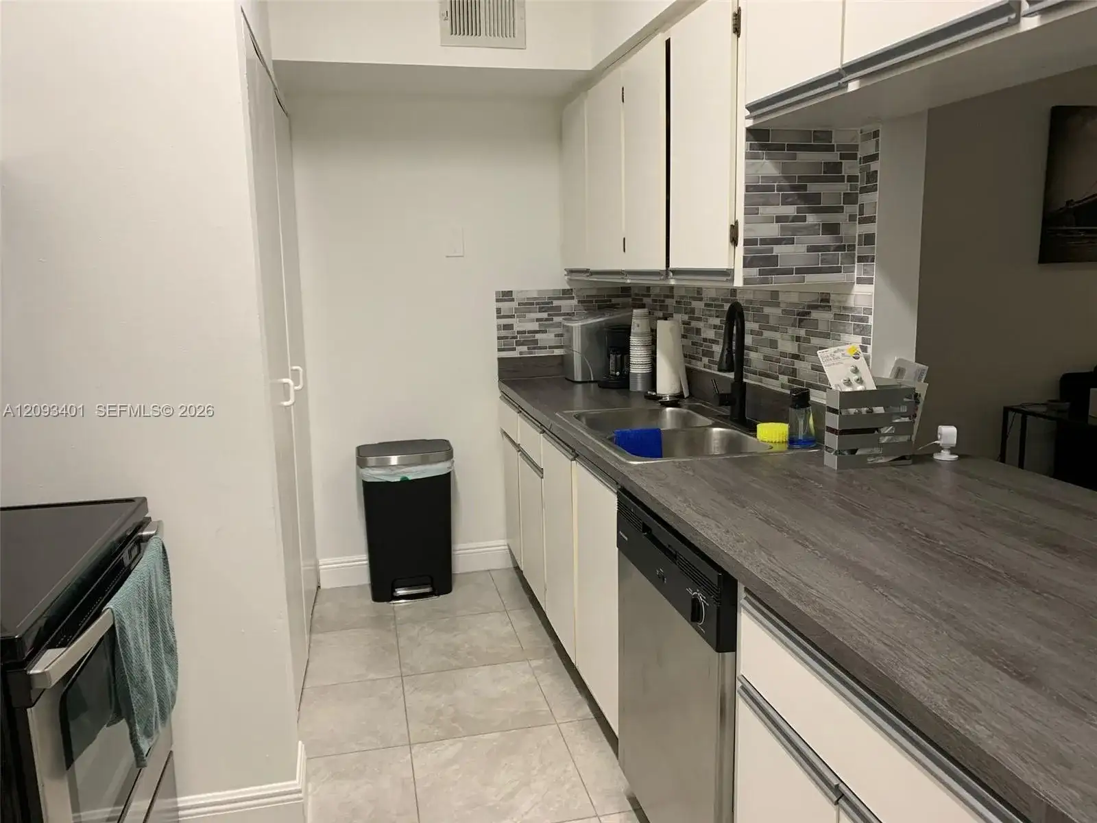 18342 NW 68th Ave # O, Hialeah FL 33015 photo 3