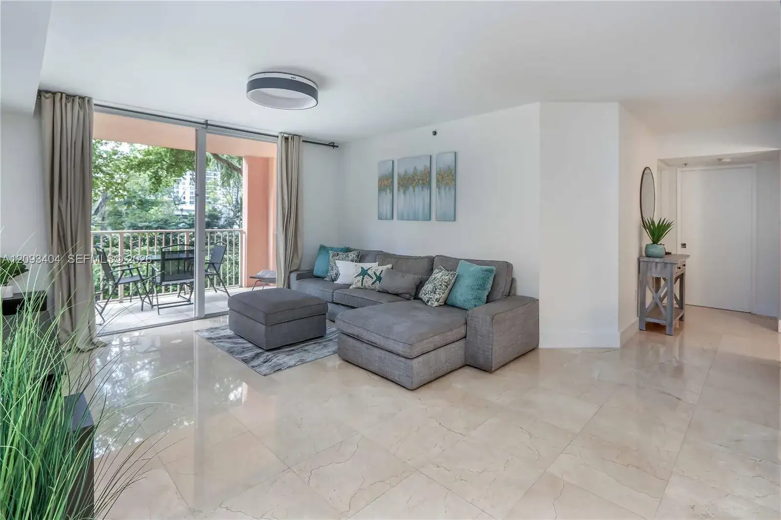 19555 E Country Club Dr # 8202, Aventura FL 33180 photo 4