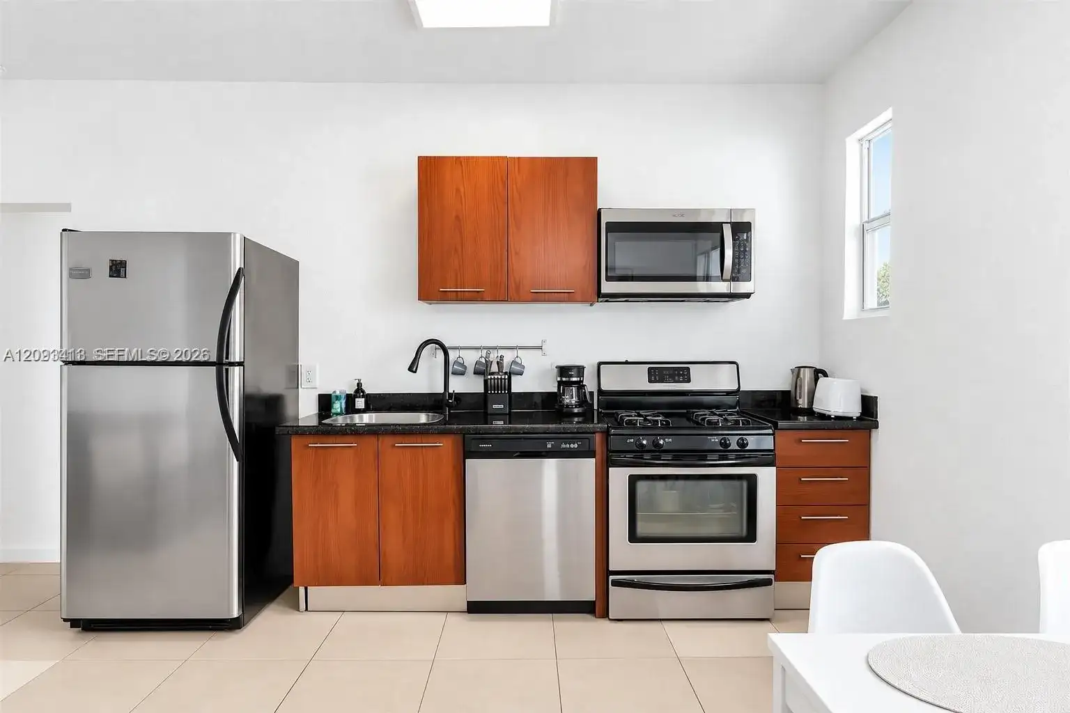 500 14th St # 101, Miami Beach FL 33139 photo 4