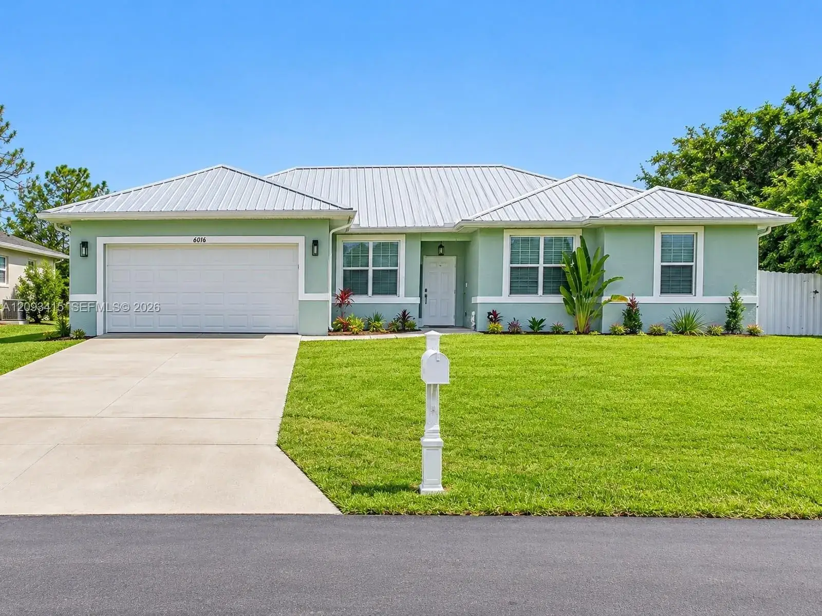 6016 W Joy ct, La Belle FL 33935