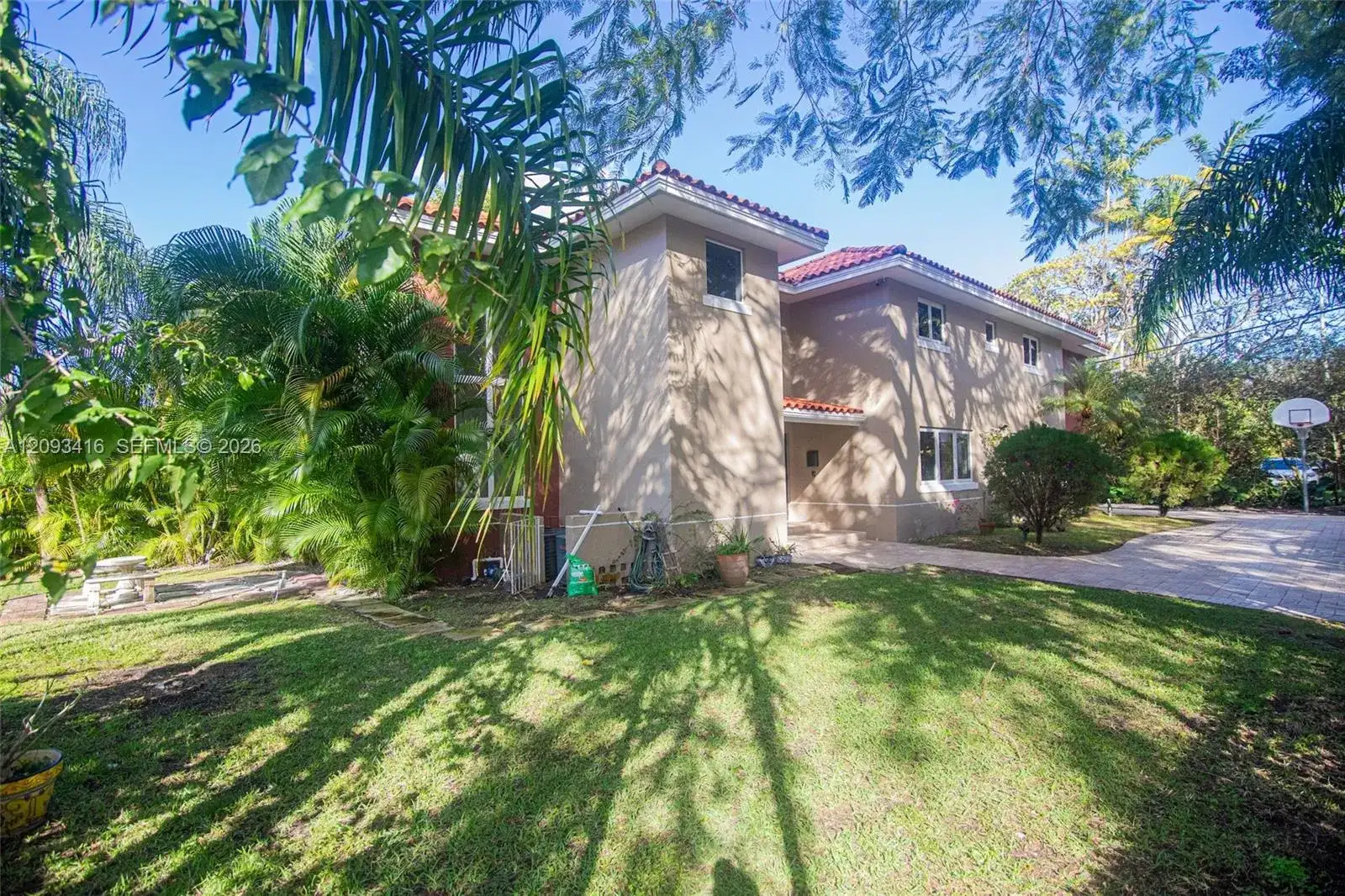 1543 Dorado Ave, Coral Gables FL 33146 photo 2