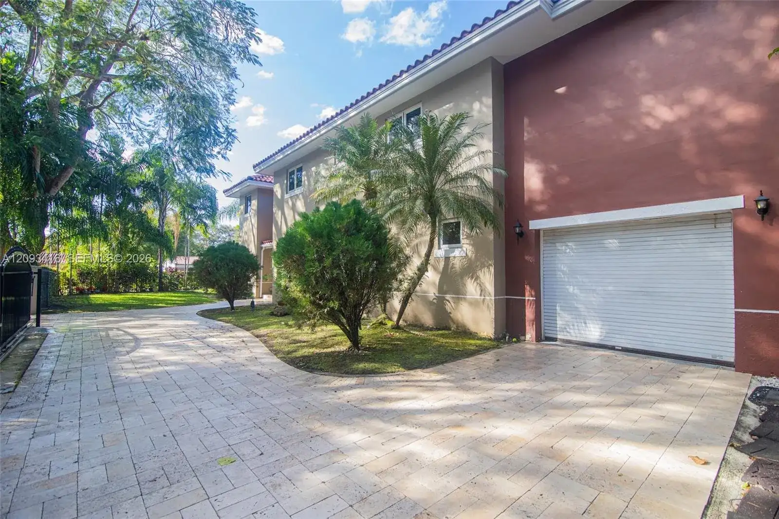 1543 Dorado Ave, Coral Gables FL 33146 photo 4