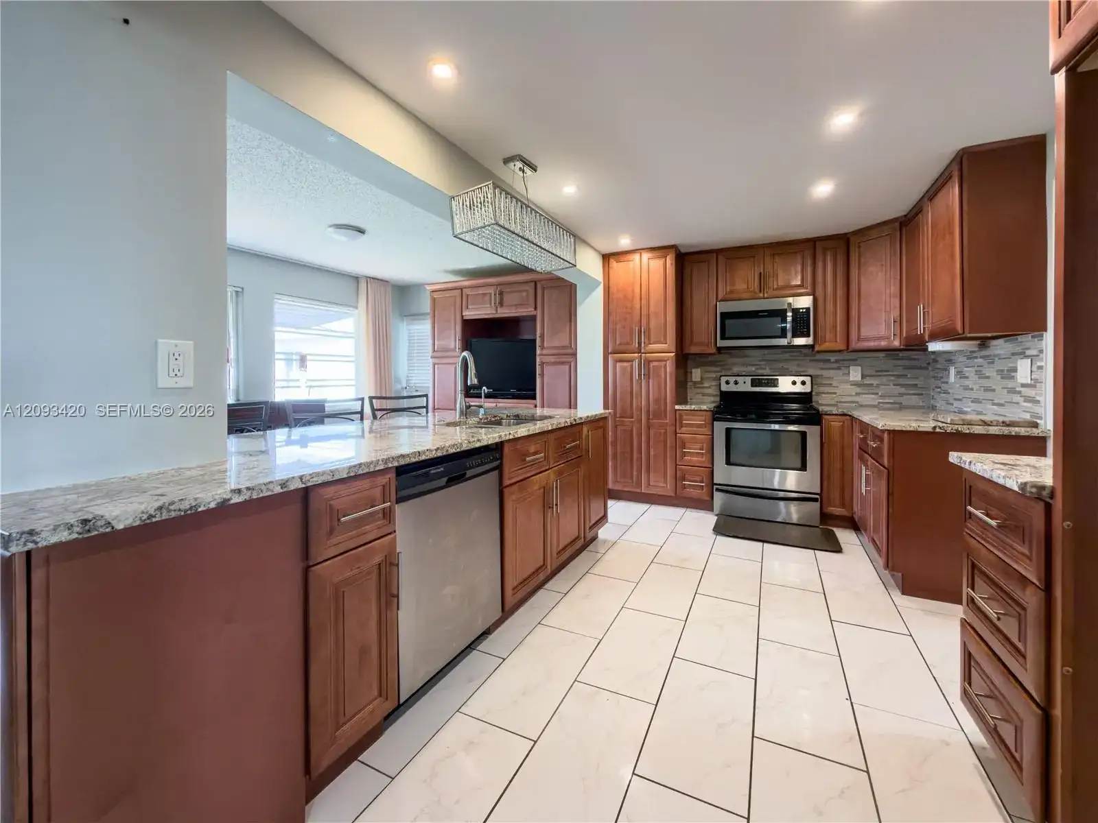 310 NW 25th Ct, Pompano Beach FL 33064 photo 3