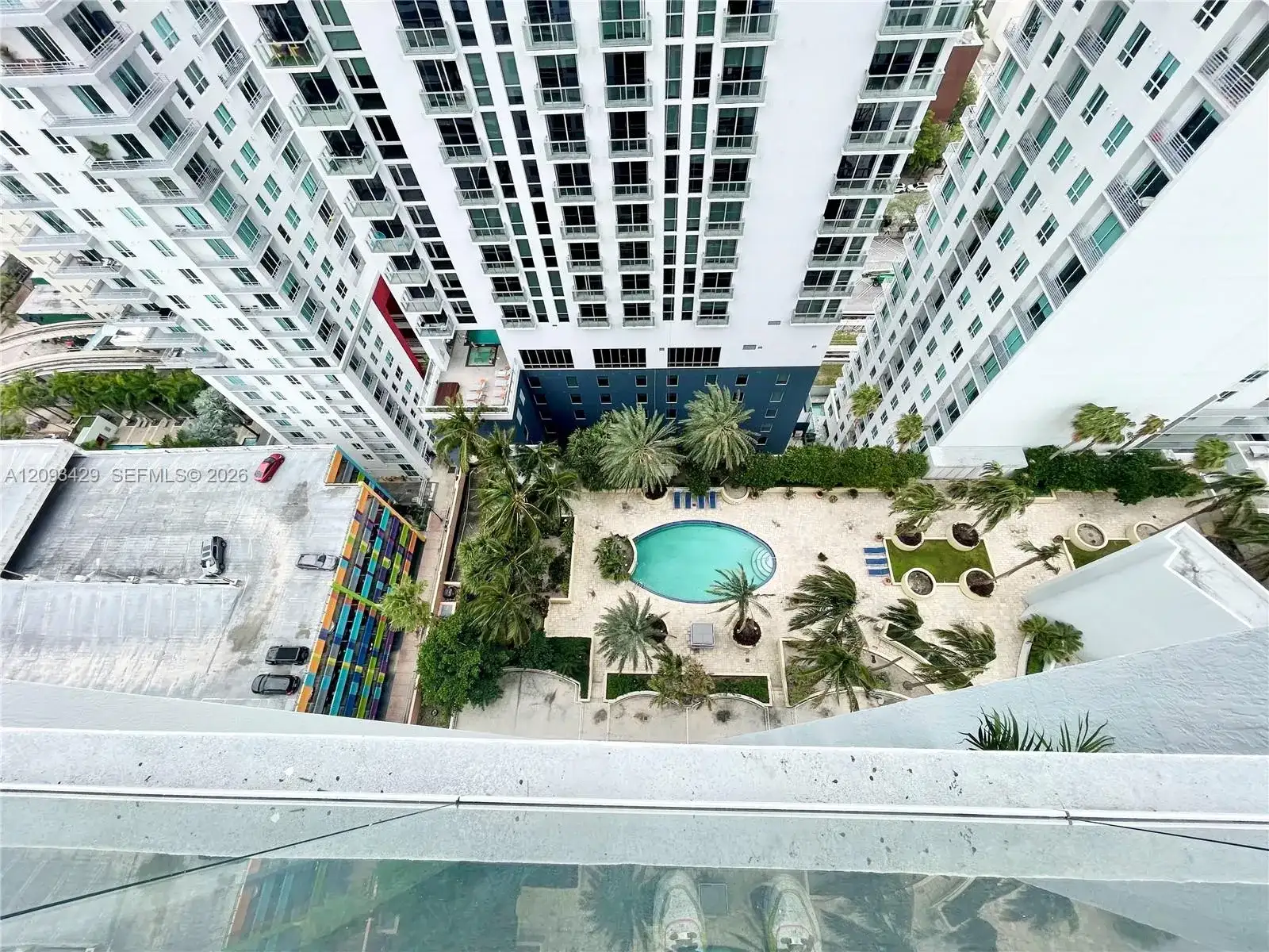 253 NE 2nd St # 2506, Miami FL 33132 photo 4