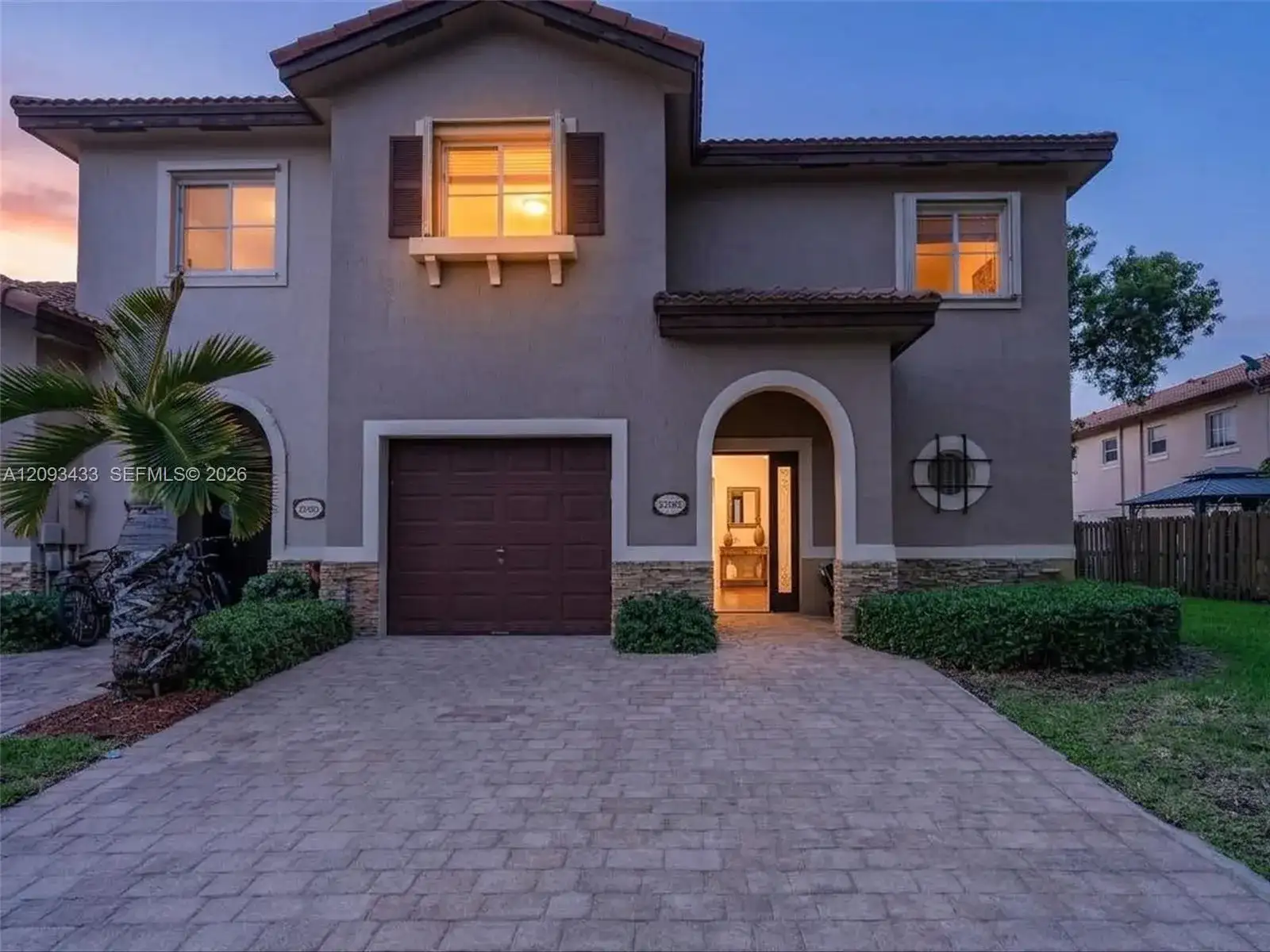 22263 SW 89th Ave, Cutler Bay FL 33190 photo 2