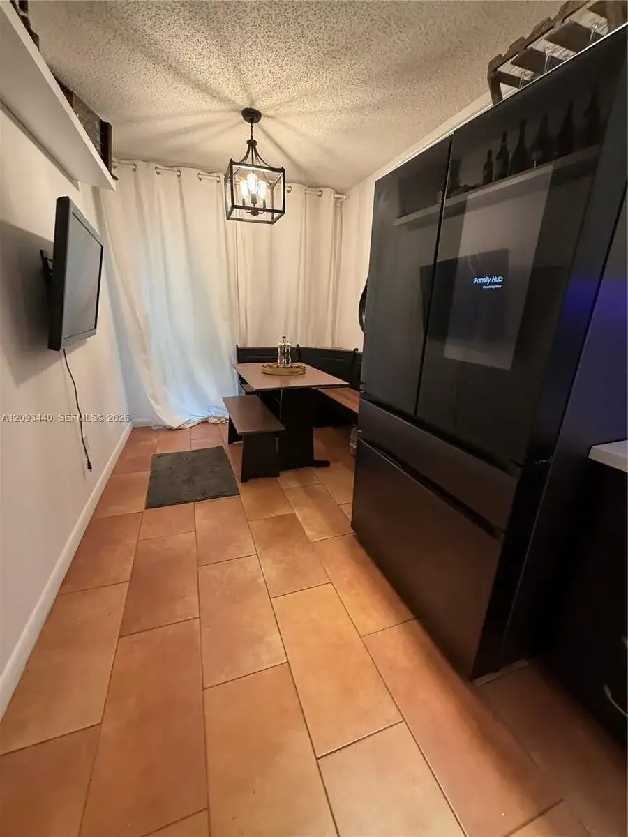 458 SE 11th Ter, Dania Beach FL 33004 photo 4