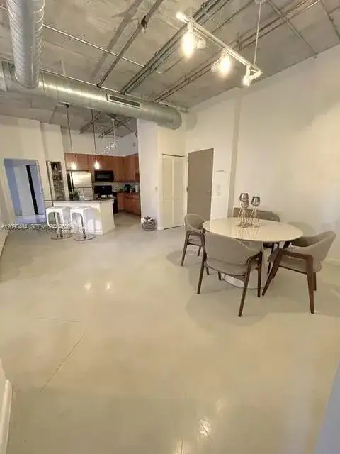 2001 Biscayne Blvd # 2309, Miami FL 33137 photo 3