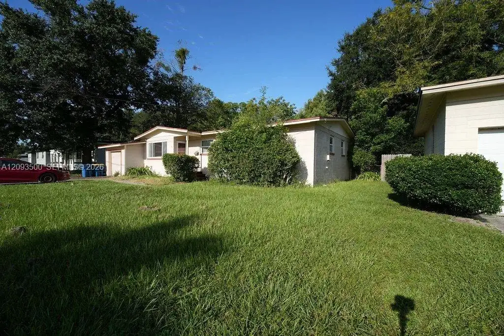 3511 CESERY BLVD, Jacksonville FL 32277 photo 2