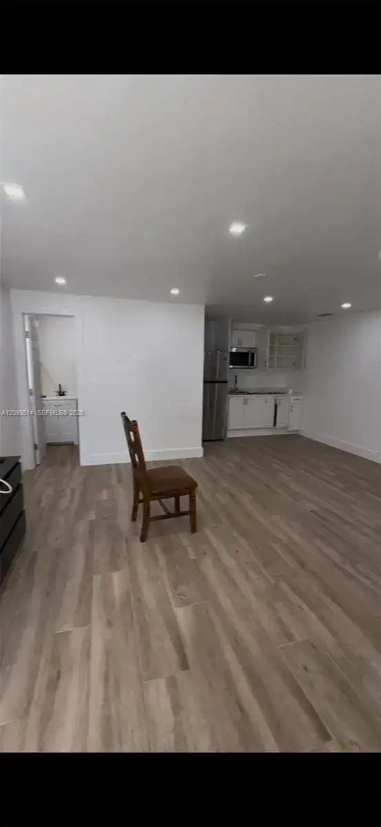 14510 SW 105th Ave # 2, Miami FL 33176 photo 2