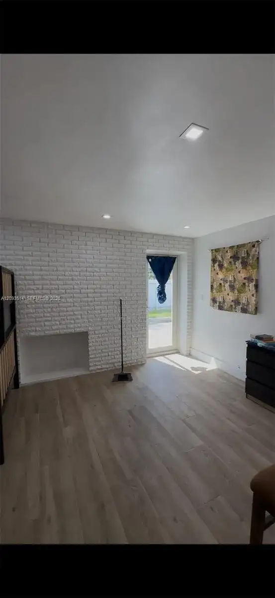 14510 SW 105th Ave # 2, Miami FL 33176 photo 3