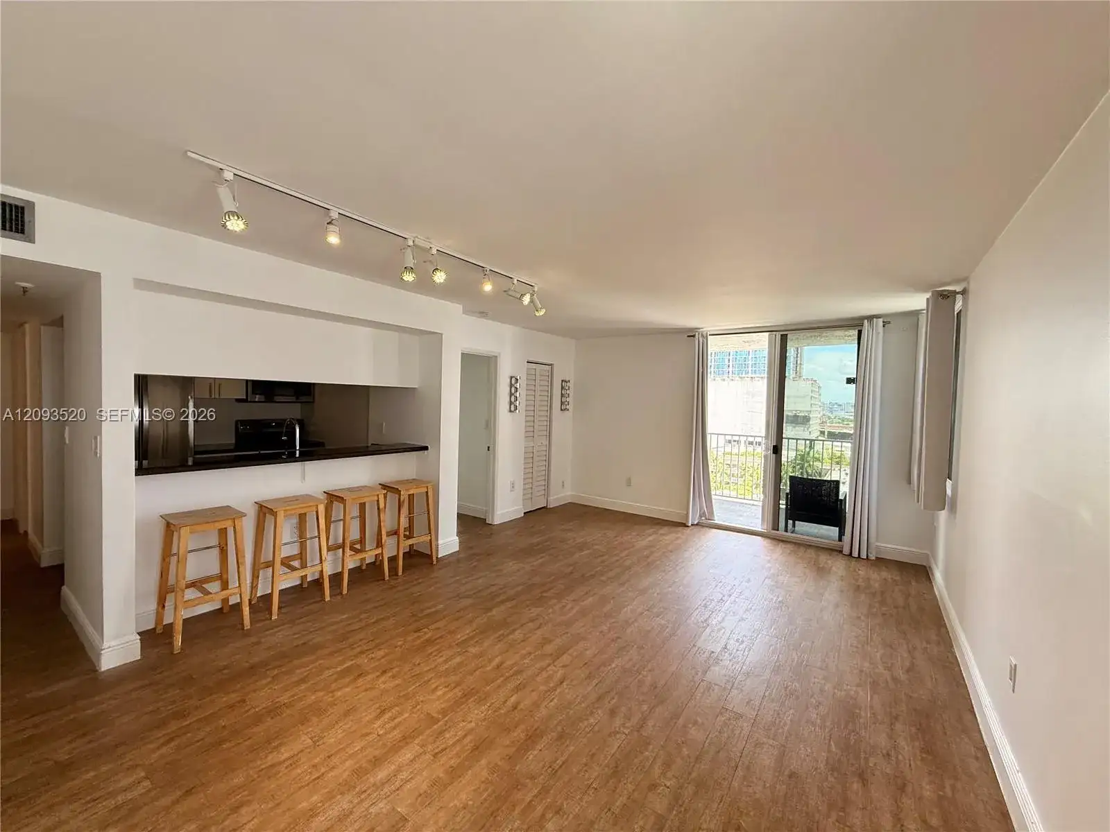 800 N Miami Ave # 1008, Miami FL 33136 photo 3