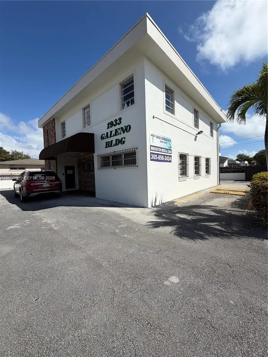 1933 SW 27th Ave, Miami FL 33145 photo 4