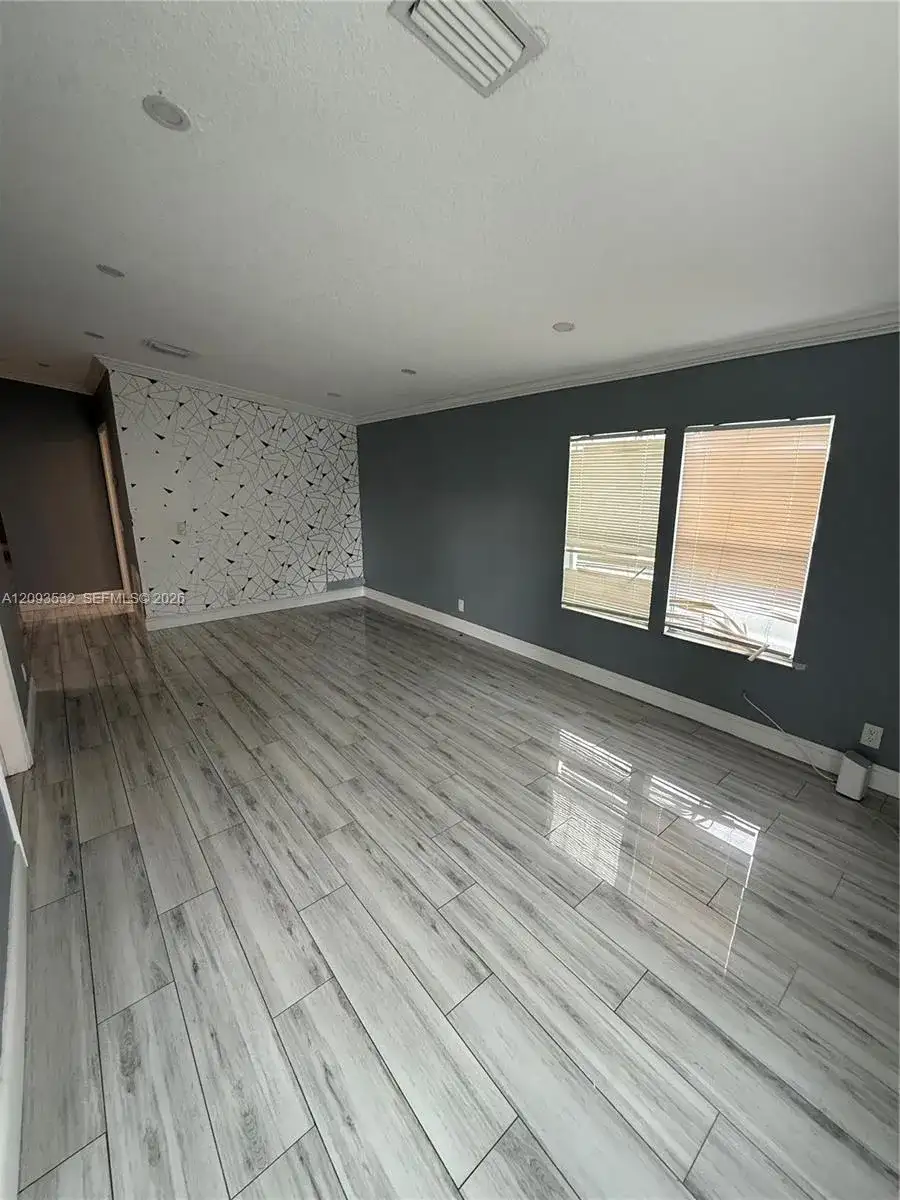 1531 DREXEL RD, West Palm Beach FL 33147 photo 3