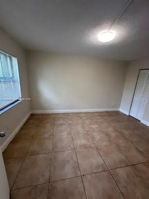 911 NE 209th Ter # 27, Miami FL 33179 photo 4