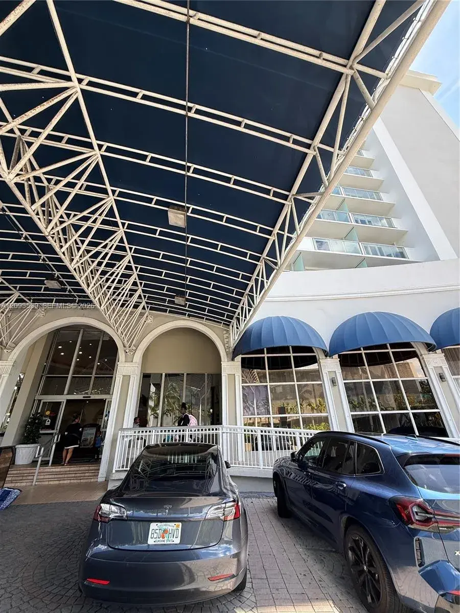 19201 Collins Ave # 711, Sunny Isles Beach FL 33160