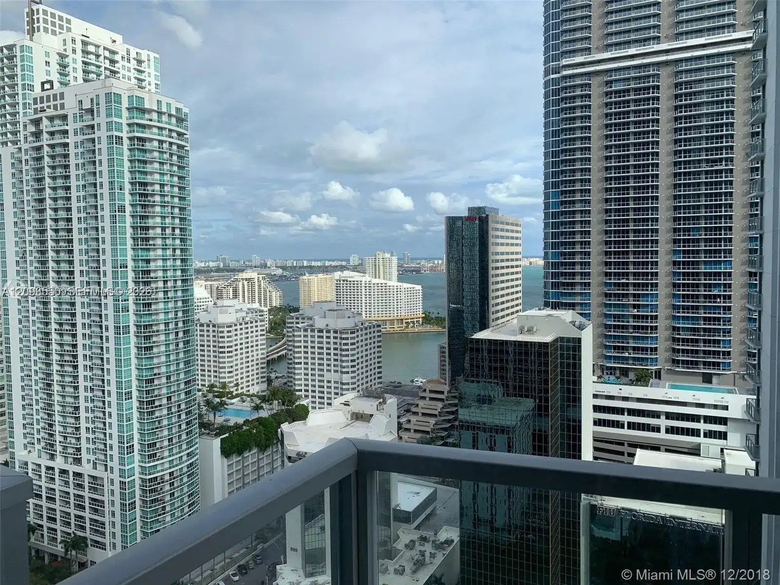 1050 Brickell Ave # 2908, Miami FL 33131 photo 4