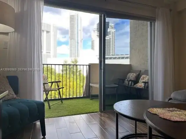 201 180th Dr # 306, Sunny Isles Beach FL 33160 photo 4