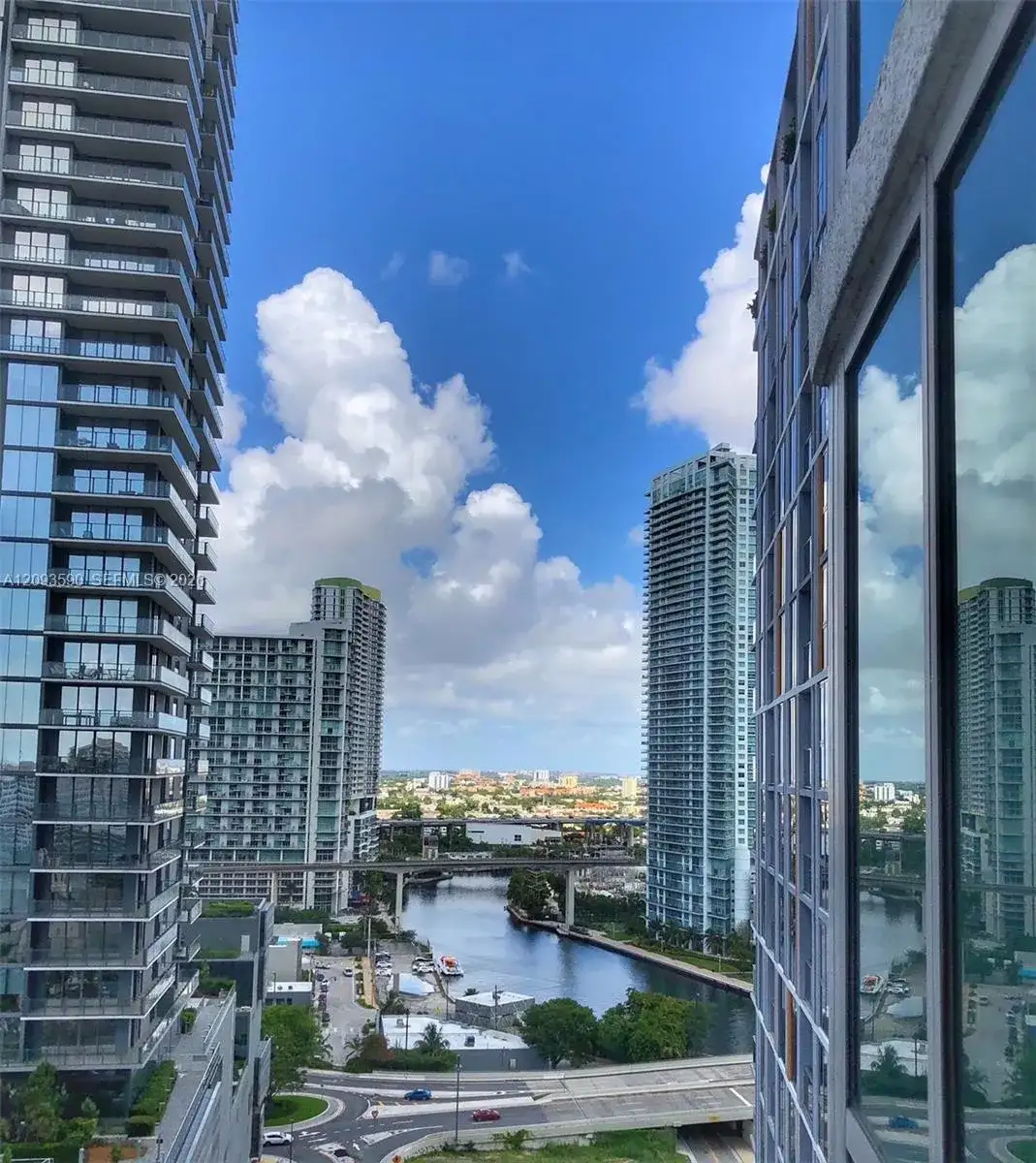 55 SE 6th St # 1902, Miami FL 33131 photo 3