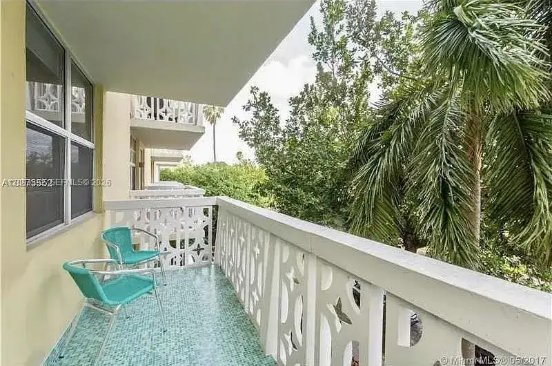 1020 Meridian Ave # 307, Miami Beach FL 33139 photo 2