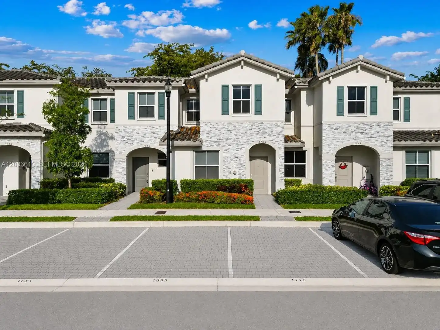 1705 SE 27th Rd, Homestead FL 33035
