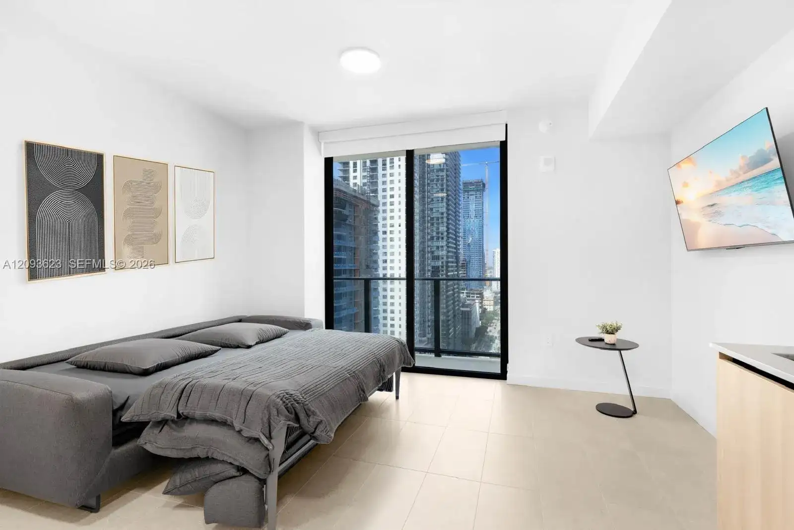121 NE 5th St # 2409, Miami FL 33132 photo 4