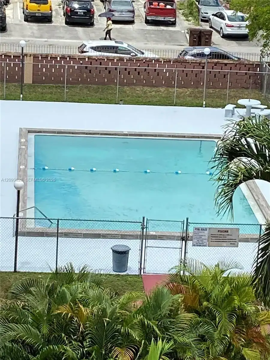 440 E 23rd St # 1416, Hialeah FL 33013