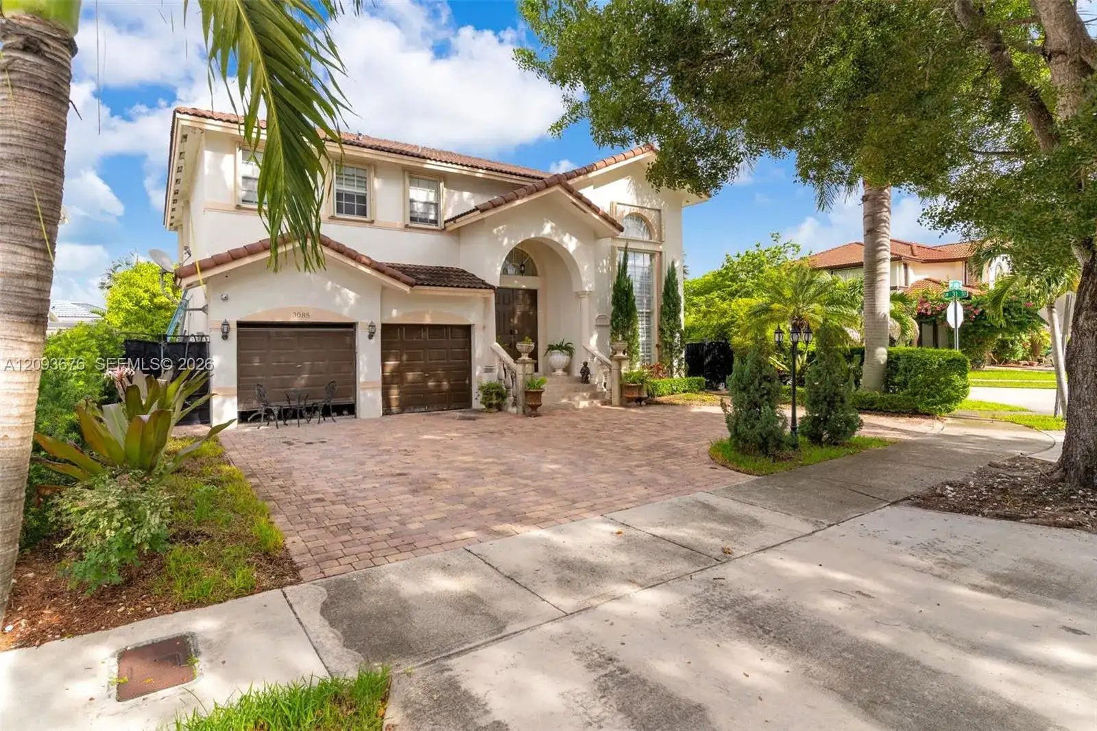 3085 SW 148th Ave, Miami FL 33185 photo 2