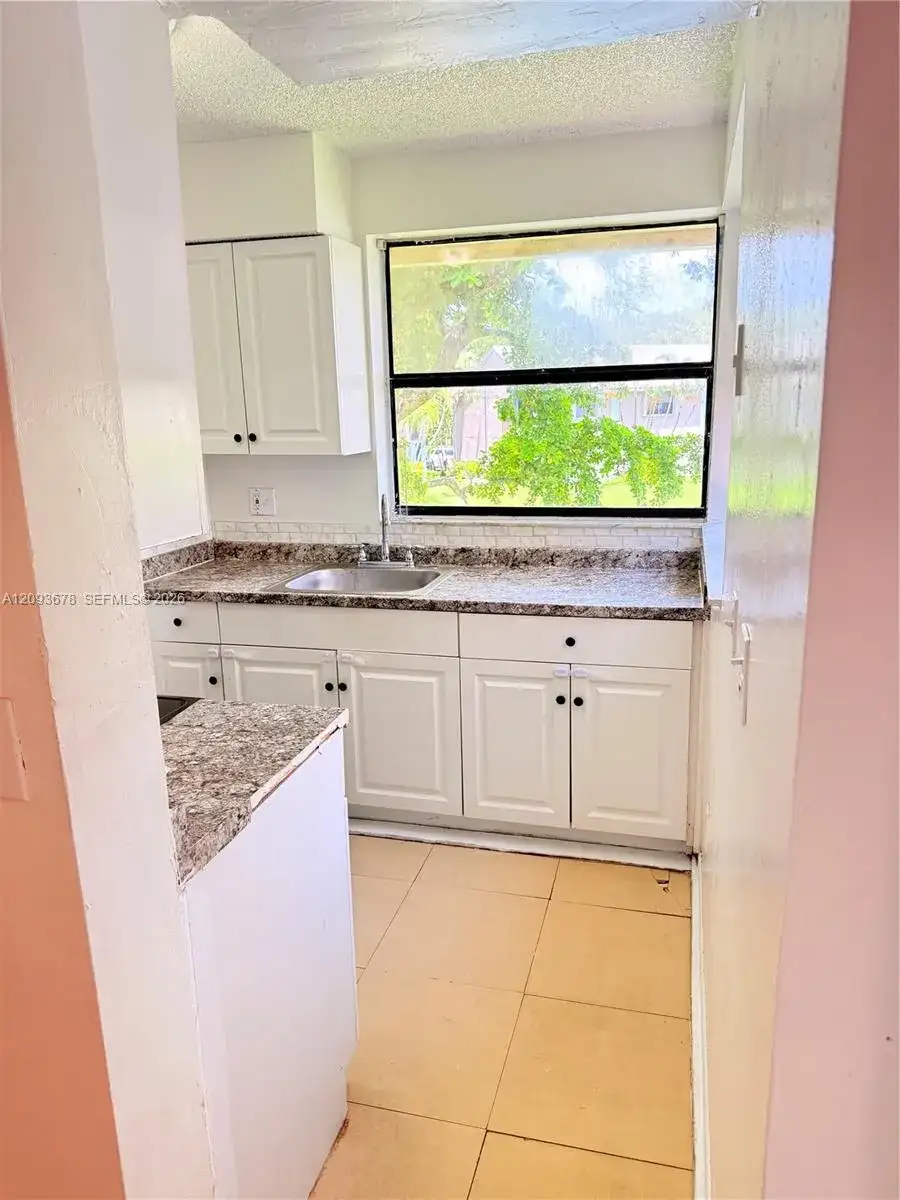 1021 Adams Ave # 1021E, Homestead FL 33034 photo 4