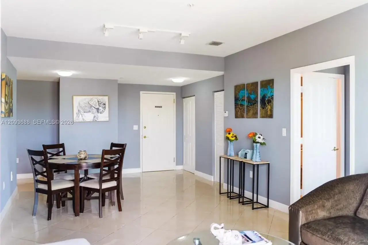 2280 SW 32nd Ave # 213, Miami FL 33145 photo 3