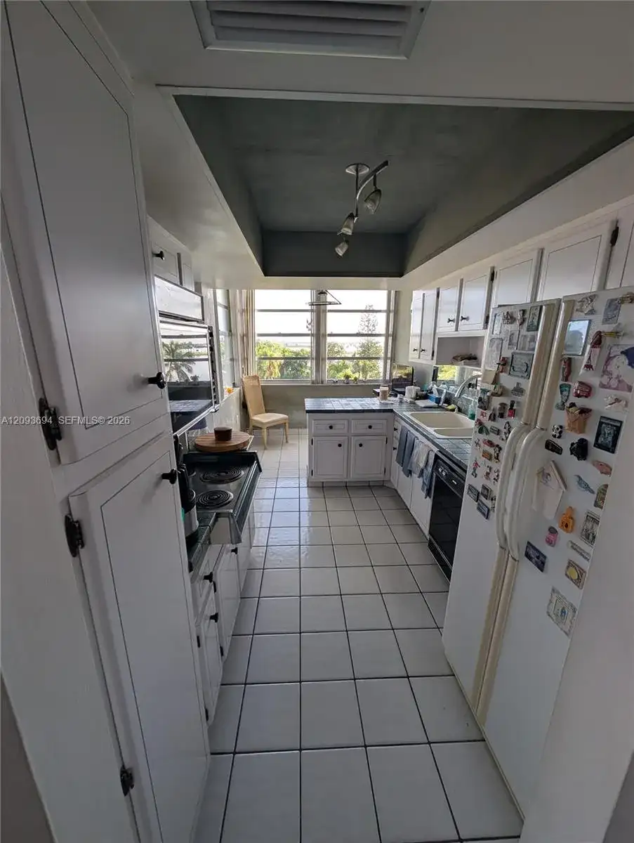 11930 N Bayshore Dr # 502, North Miami FL 33181 photo 4