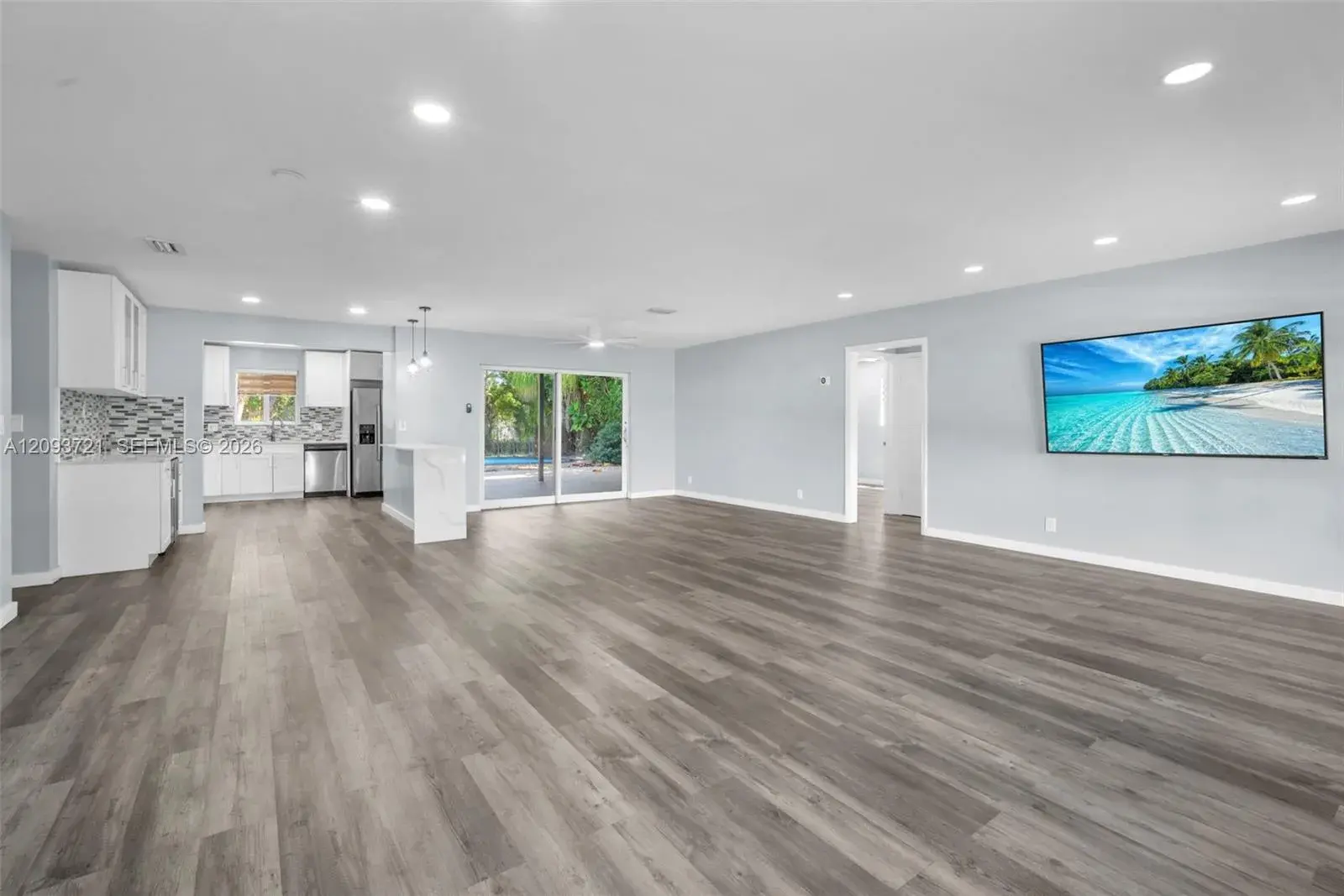 609 N 46th Ave, Hollywood FL 33021