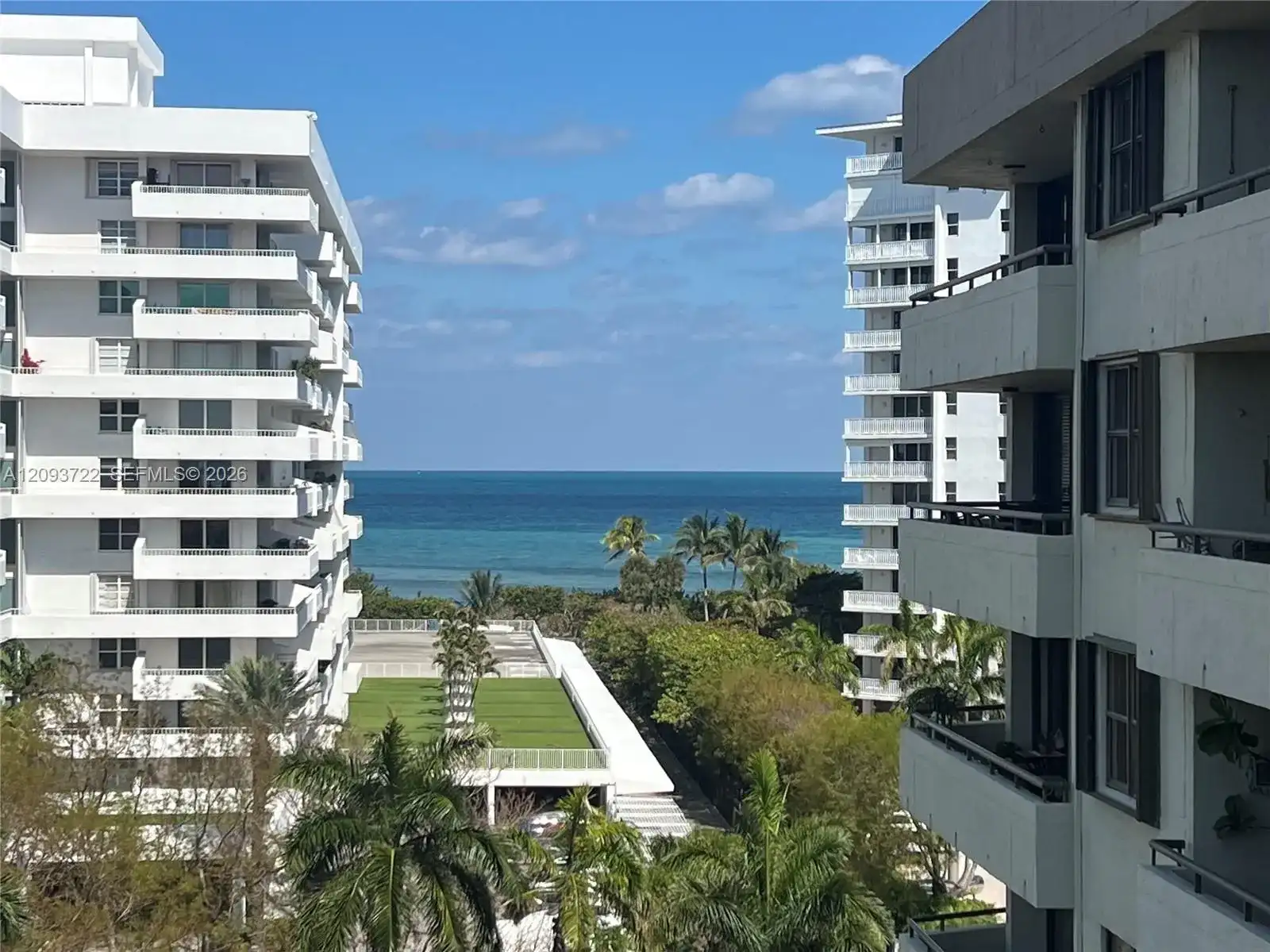 170 Ocean Lane Dr # 807, Key Biscayne FL 33149