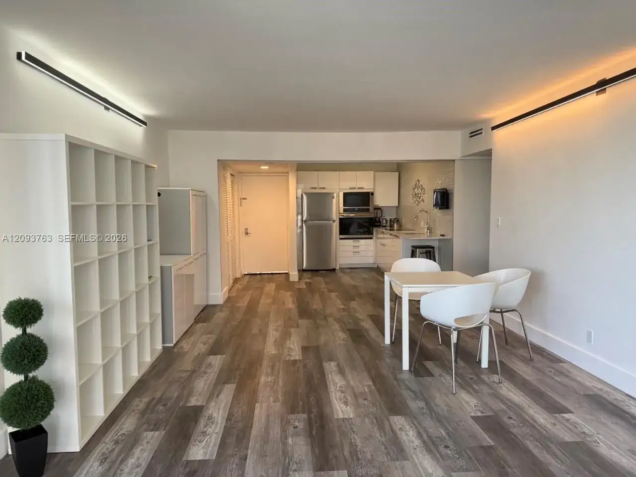 20335 W Country Club Dr # 1103, Aventura FL 33180 photo 4
