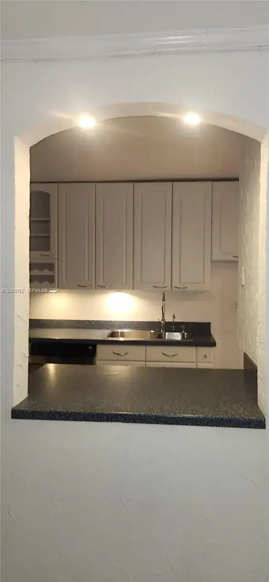 1250 Alton Rd # 5B, Miami Beach FL 33139 photo 5