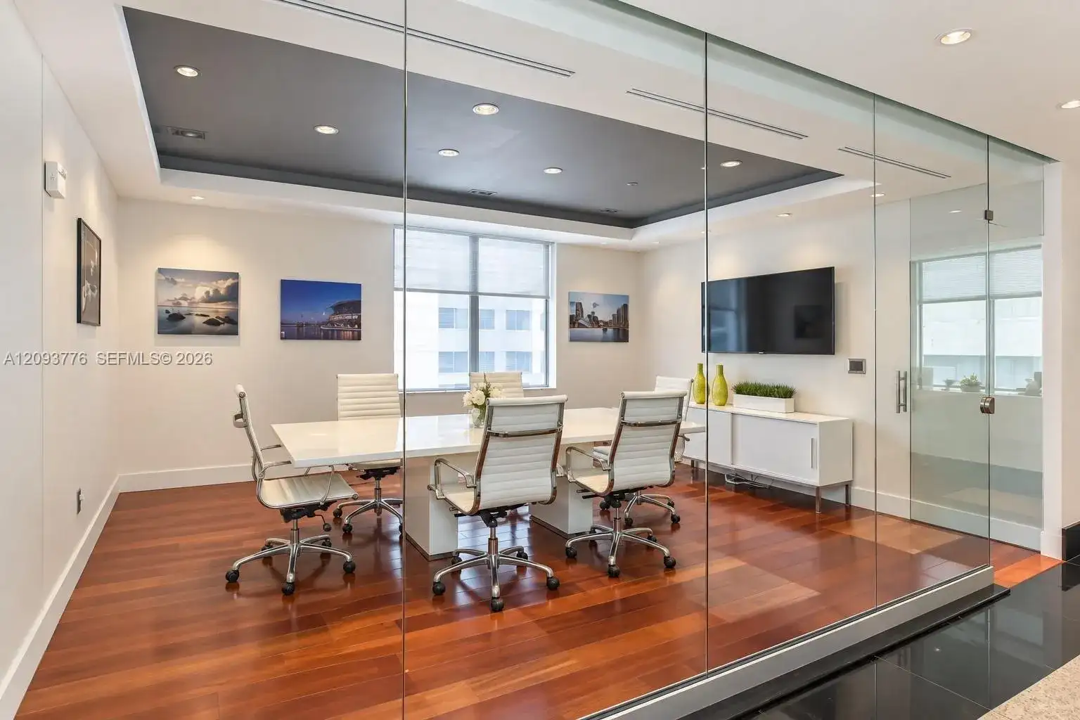 1000 Brickell Ave # 9A, Miami FL 33131 photo 2