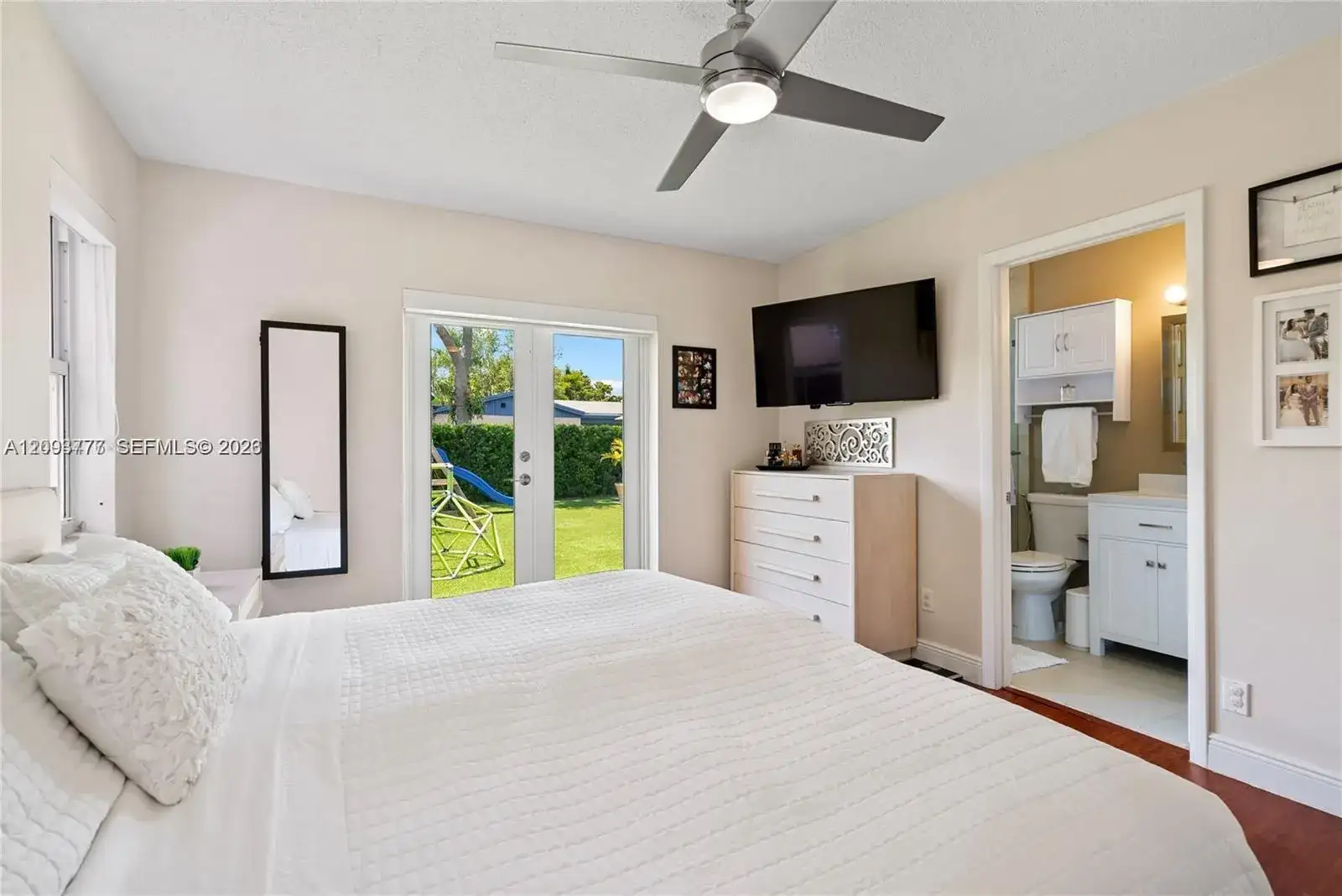 19900 SW 83rd Ave, Cutler Bay FL 33189 photo 4