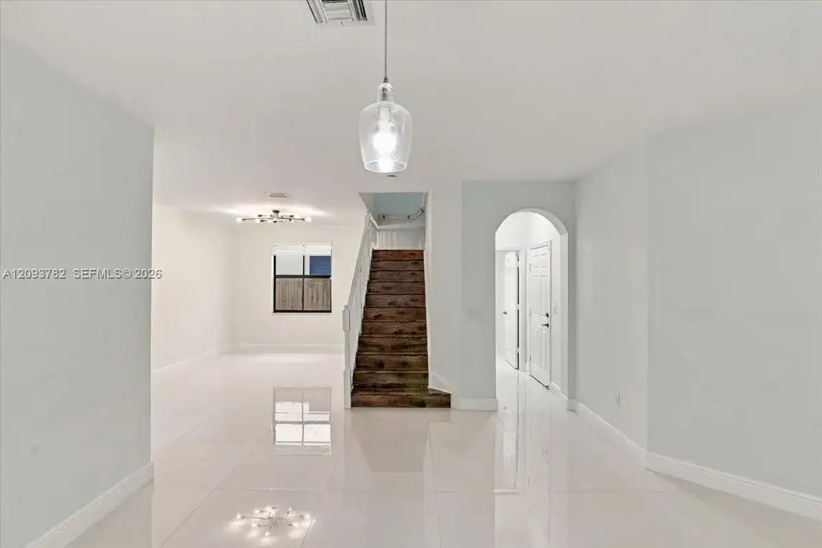 8770 NW 99th Path # 0, Doral FL 33178 photo 5