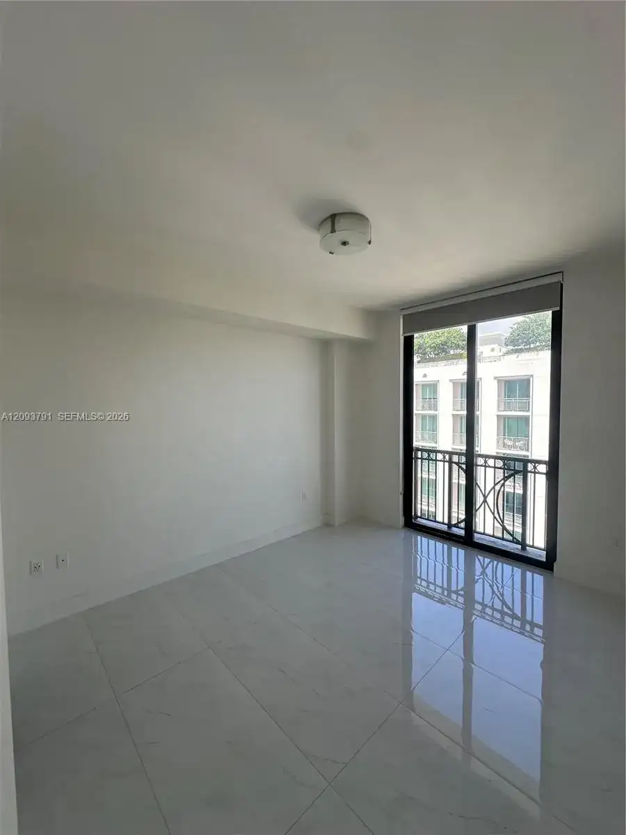 301 Altara Ave, Coral Gables FL 33146 photo 5