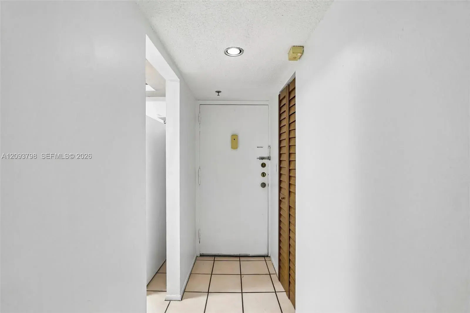 1825 W 44th Pl # 208, Hialeah FL 33012