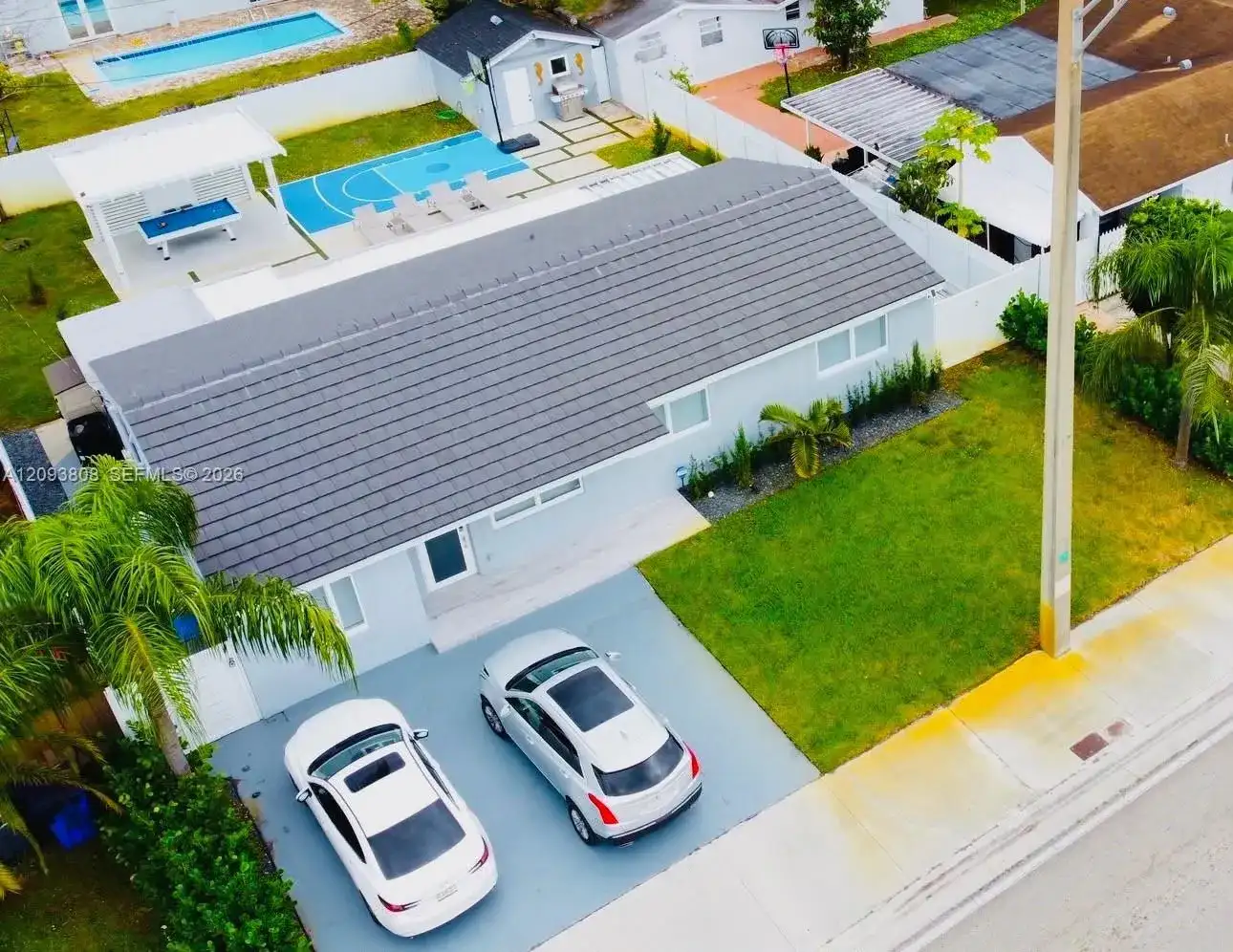 7181 Sheridan St, Hollywood FL 33024 photo 2