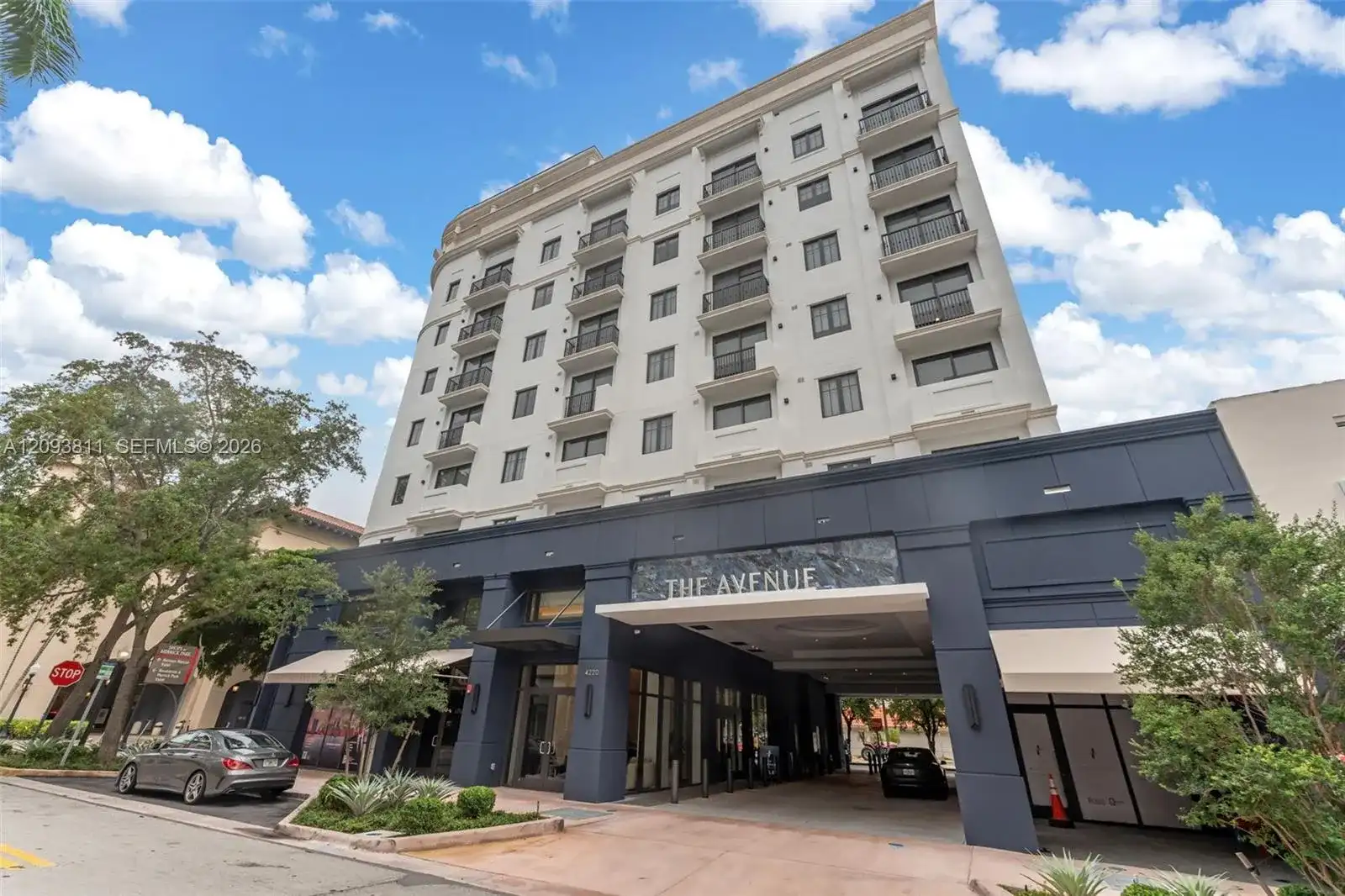 4220 Laguna # 603, Coral Gables FL 33146