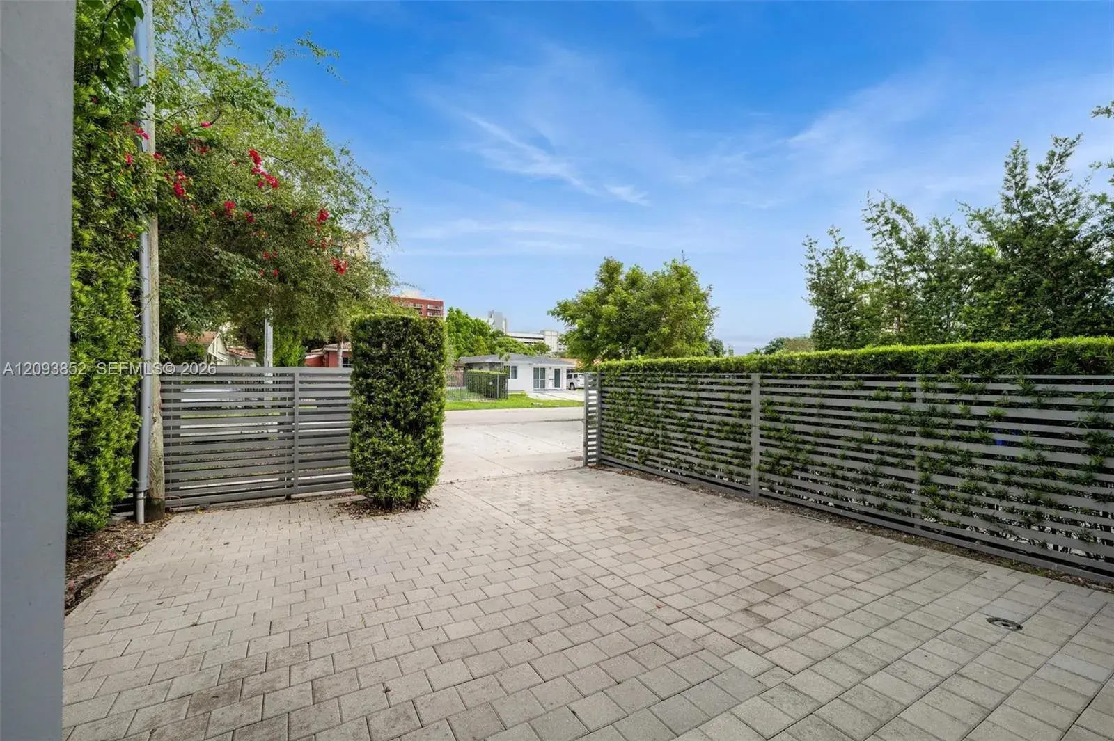 3448 SW 23rd St, Miami FL 33145