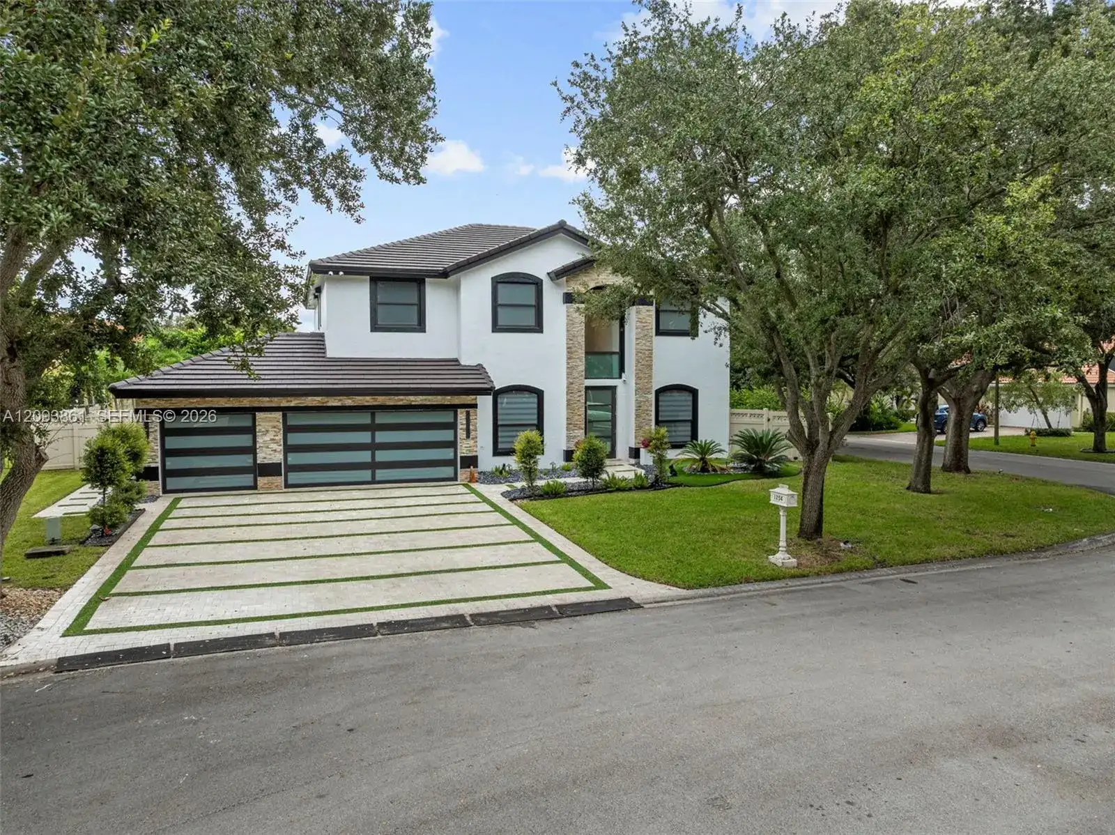 1254 NW 102nd Way, Coral Springs FL 33071 photo 2
