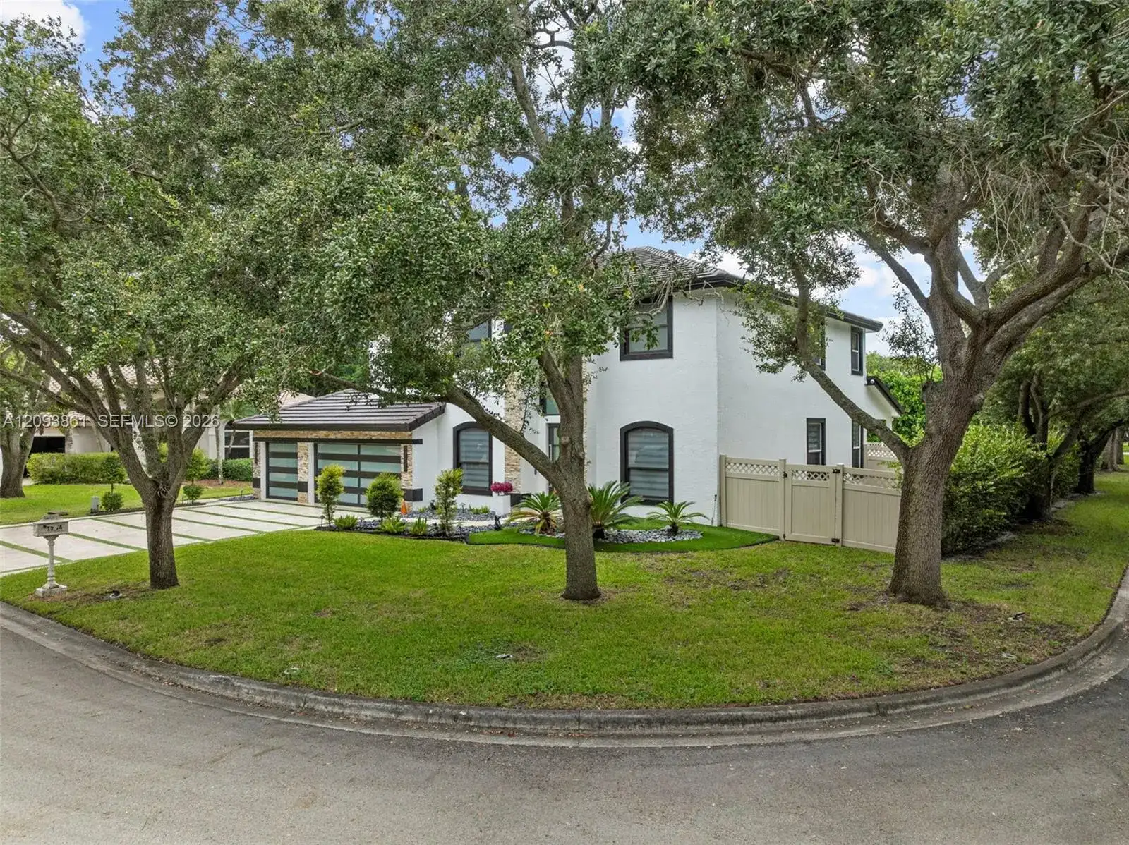 1254 NW 102nd Way, Coral Springs FL 33071 photo 4