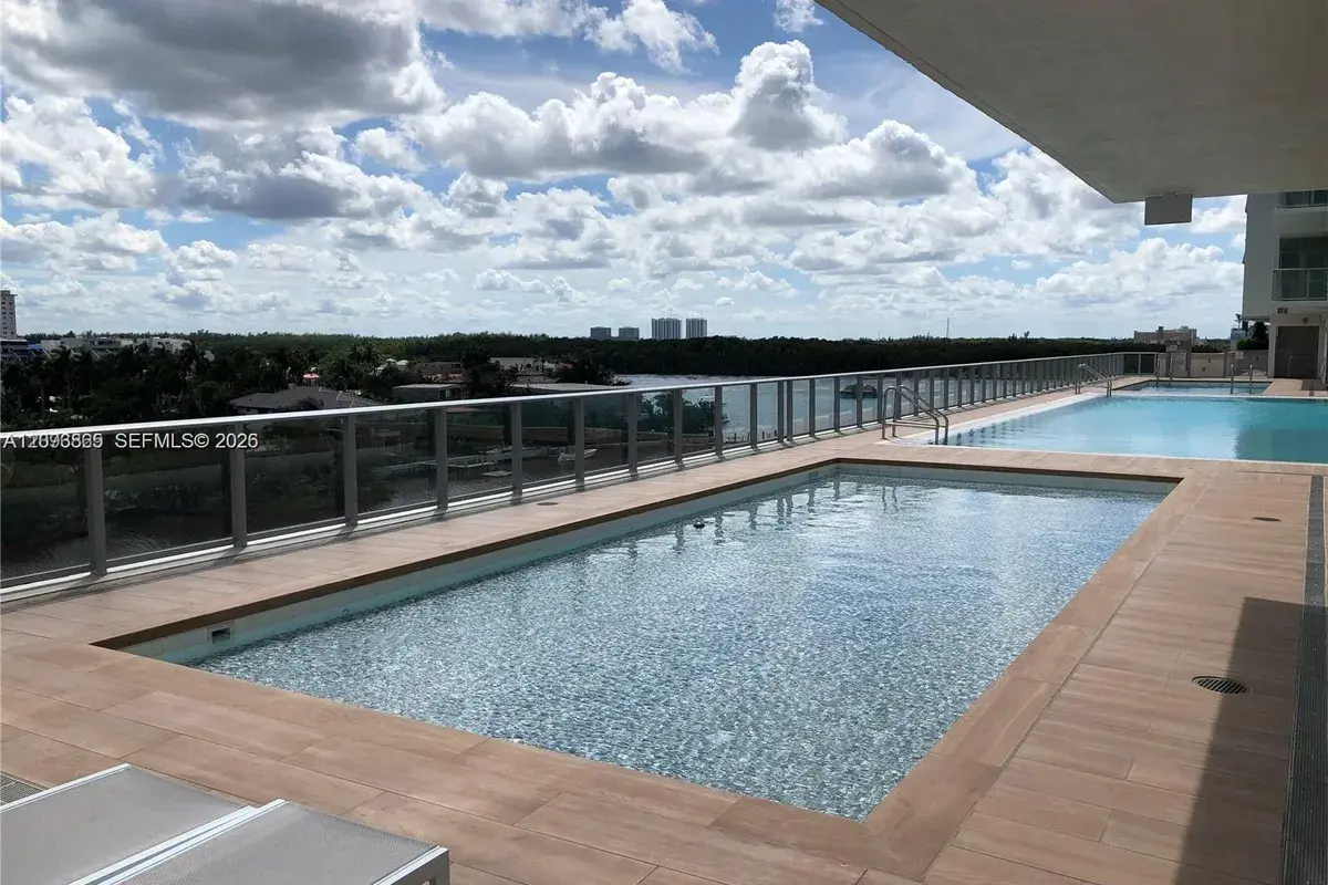300 Sunny Isles Blvd+Den # 1906, Sunny Isles Beach FL 33160