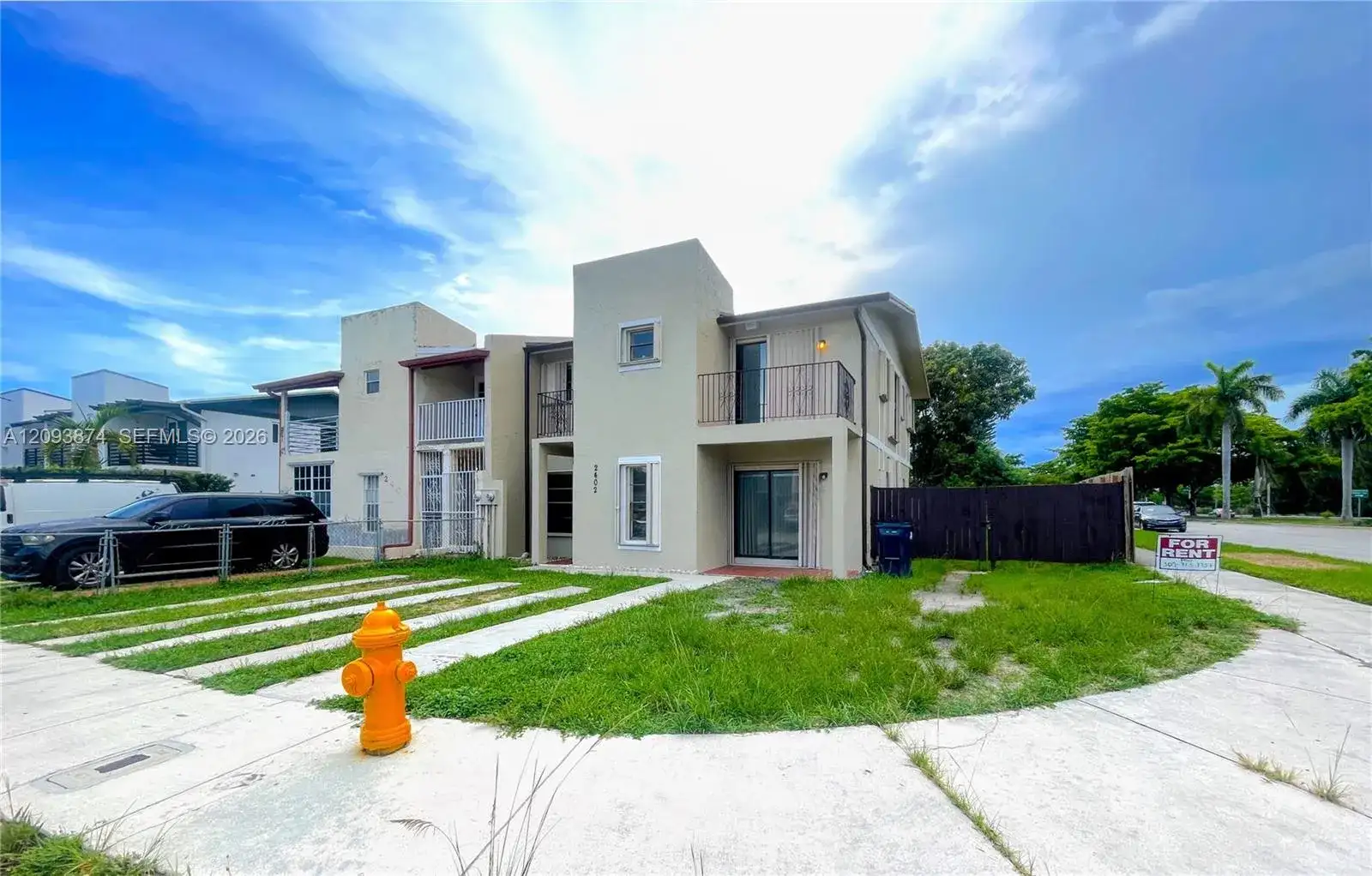 2402 SW 110th Ave, Miami FL 33165 photo 2